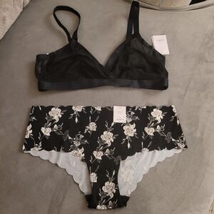 Auden Black and White Floral Bra Set